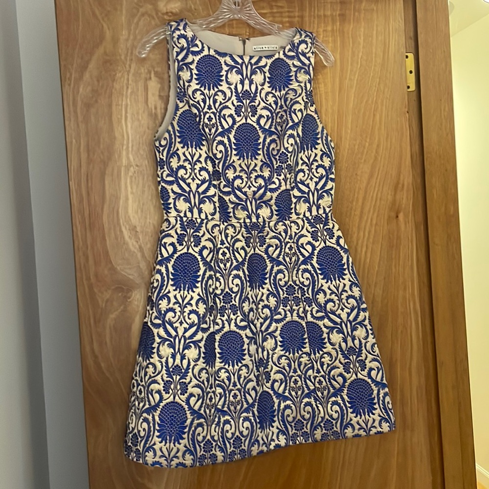 Fabrique gold & blue pineapple print Alice & Olivia mini dress. UK size 10